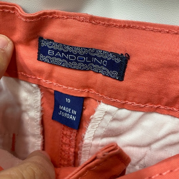 Women’s shorts - Picture 2 of 2